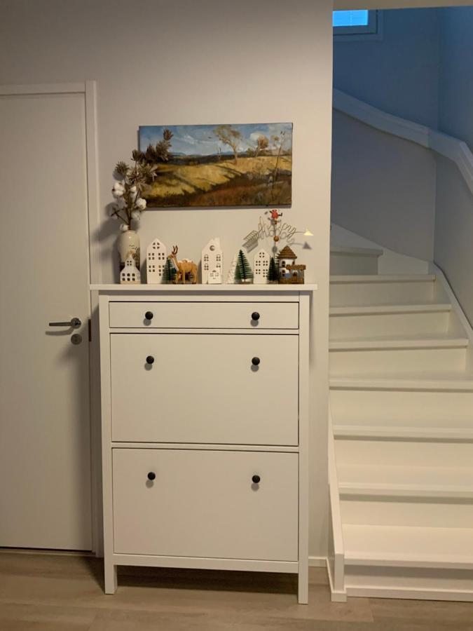 Private Room In The Shared Detached House. Вантаа Экстерьер фото